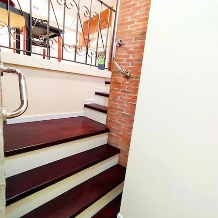 Carrata House カターニア